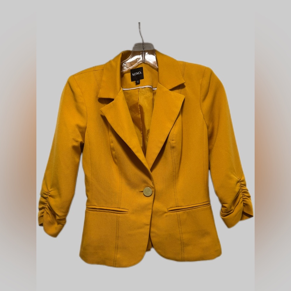 XOXO Orange women blazer xs very good condition